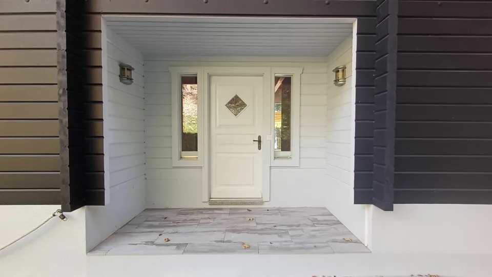 Chalet totalement rénové avec joli jardin arborisé – photo 11 sur 30