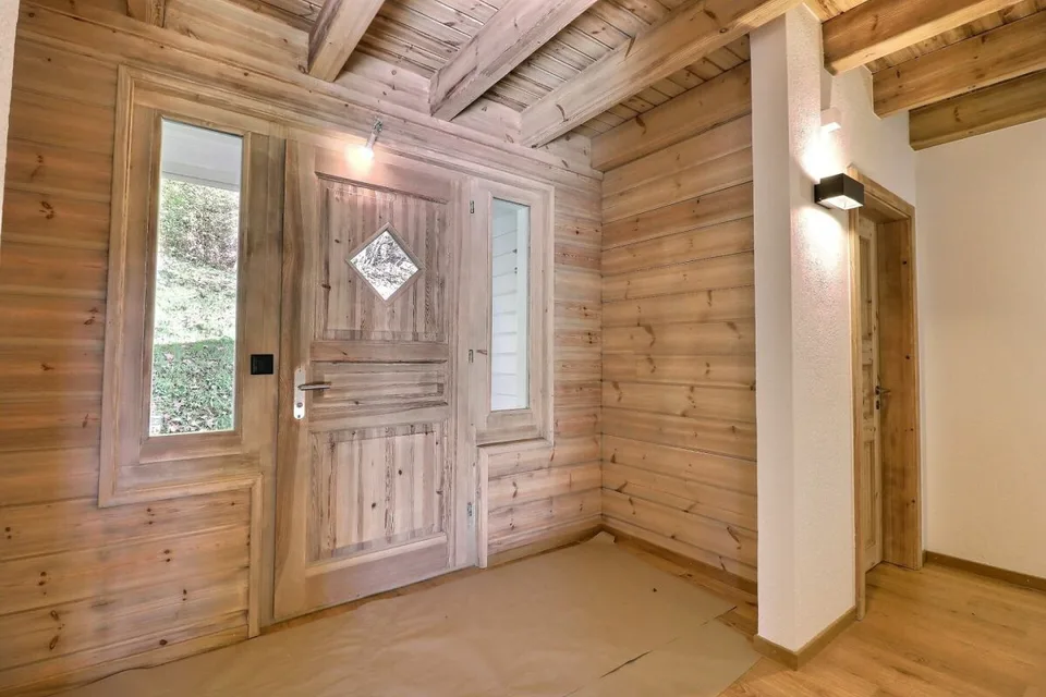 Chalet totalement rénové avec joli jardin arborisé – photo 10 sur 30