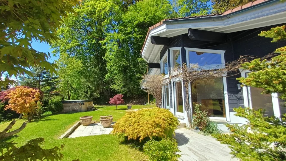Chalet totalement rénové avec joli jardin arborisé – photo 16 sur 30