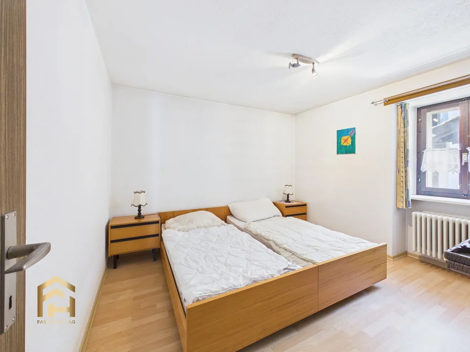 Appartement spacieux 4.5 pièces avec 2 balcons au centre de St. Niklaus