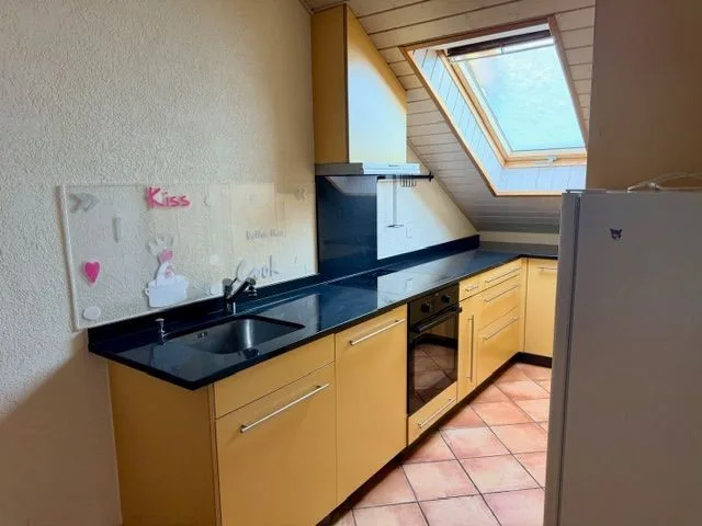 Fläche von 120 m2, Wohnung oder Gewerbe frei