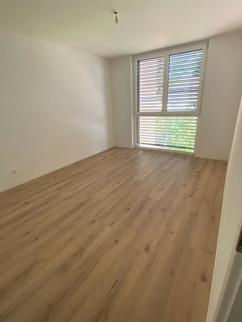 Schönes Apartment mit großem Balkon, 20 Minuten von Lausanne entfernt