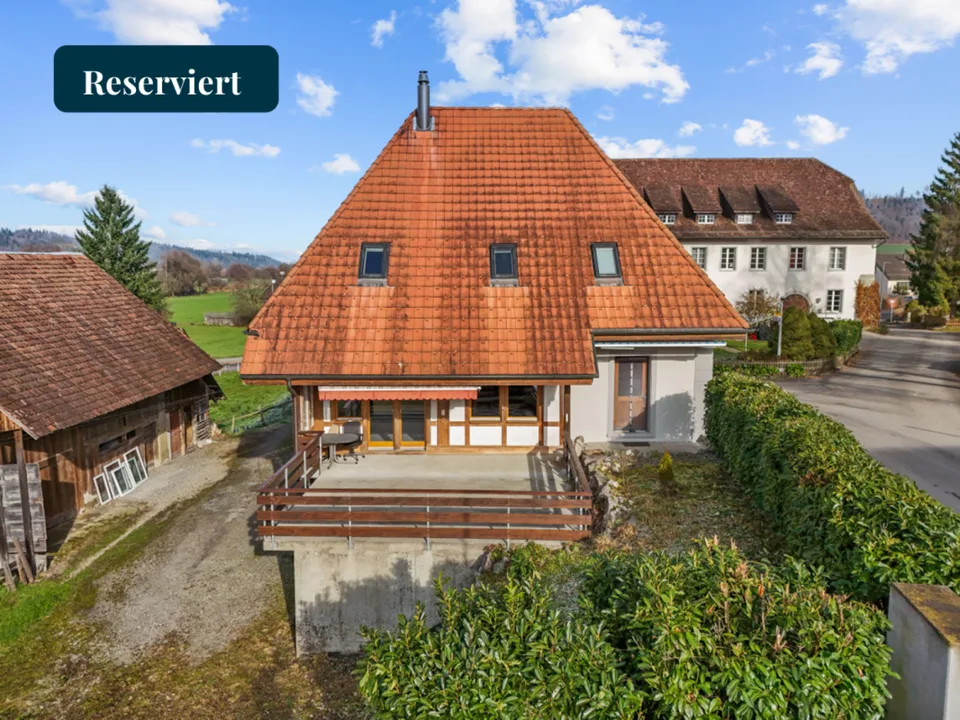 RESERVIERT: Zweifamilienhaus / EFH mit Einliegerwohnung