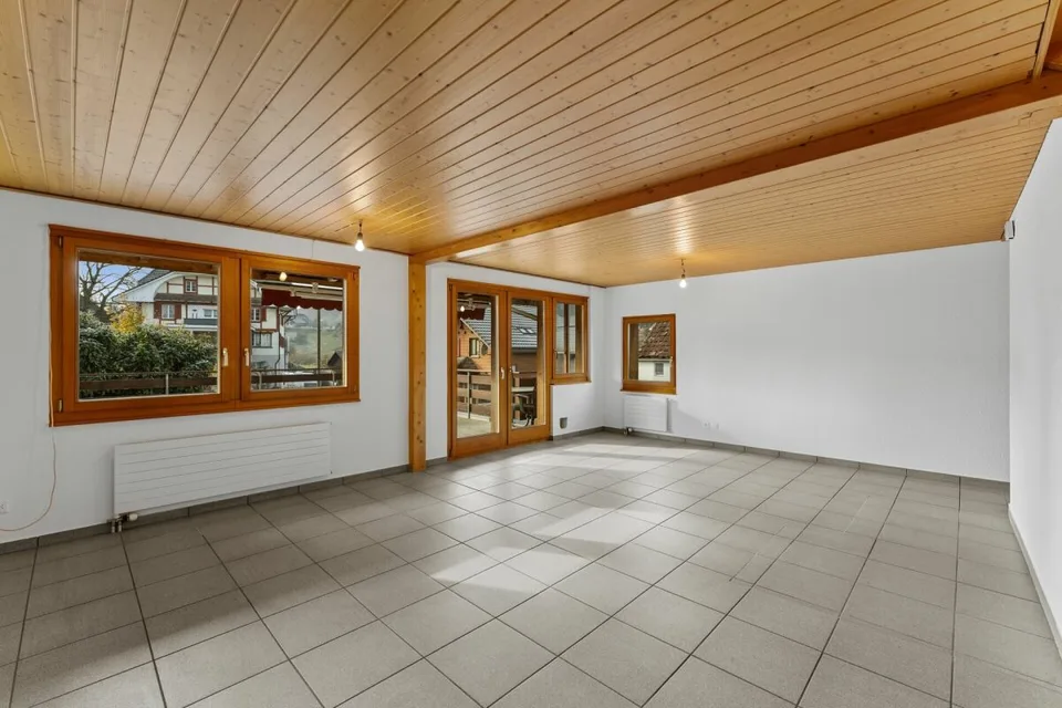 RESERVIERT: Zweifamilienhaus / EFH mit Einliegerwohnung