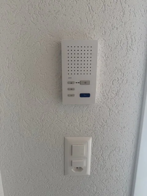 Appartamento duplex 4,5 locali 113 m2 ristrutturato con posto auto privato – foto 9 di 10