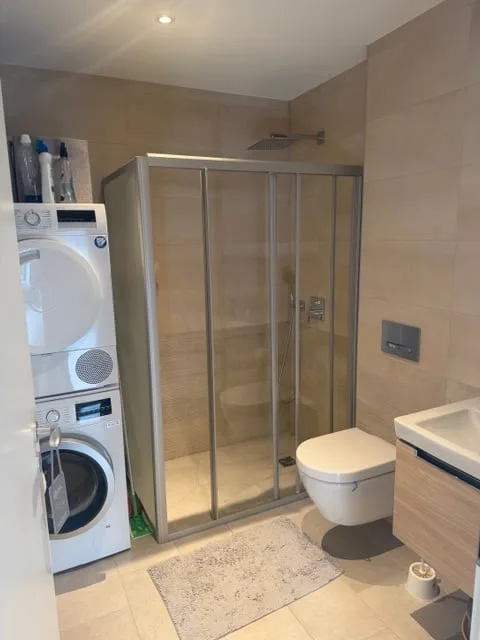 Appartamento duplex 4,5 locali 113 m2 ristrutturato con posto auto privato