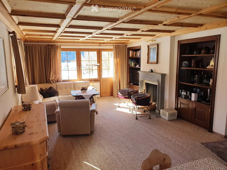 La Punt Chamues-ch - lussuoso duplex in stile engadinese