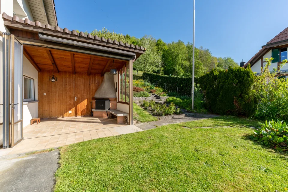 Maison unifamiliale spacieuse avec réserve de terrain constructible – photo 12 sur 13