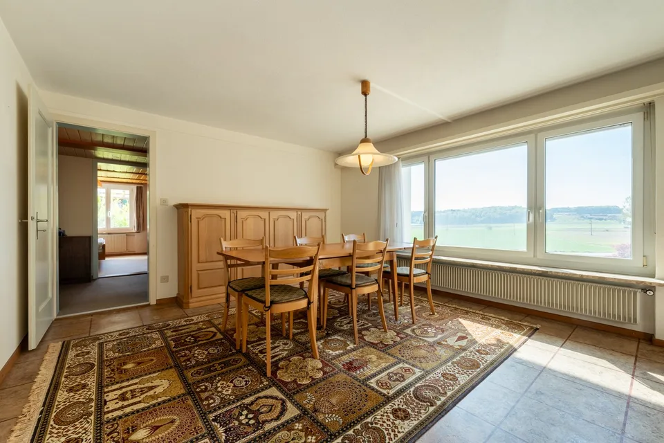 Maison unifamiliale spacieuse avec réserve de terrain constructible – photo 6 sur 13