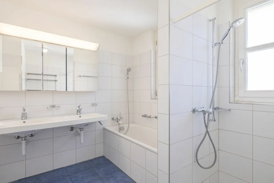 Casa unifamiliare indipendente in posizione centrale a Wettingen – foto 10 di 11