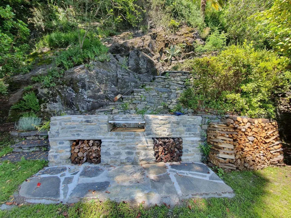 Rifugio mediterraneo con vista panoramica – La tua nuova casa a Ronco sopra Ascona – foto 14 di 19