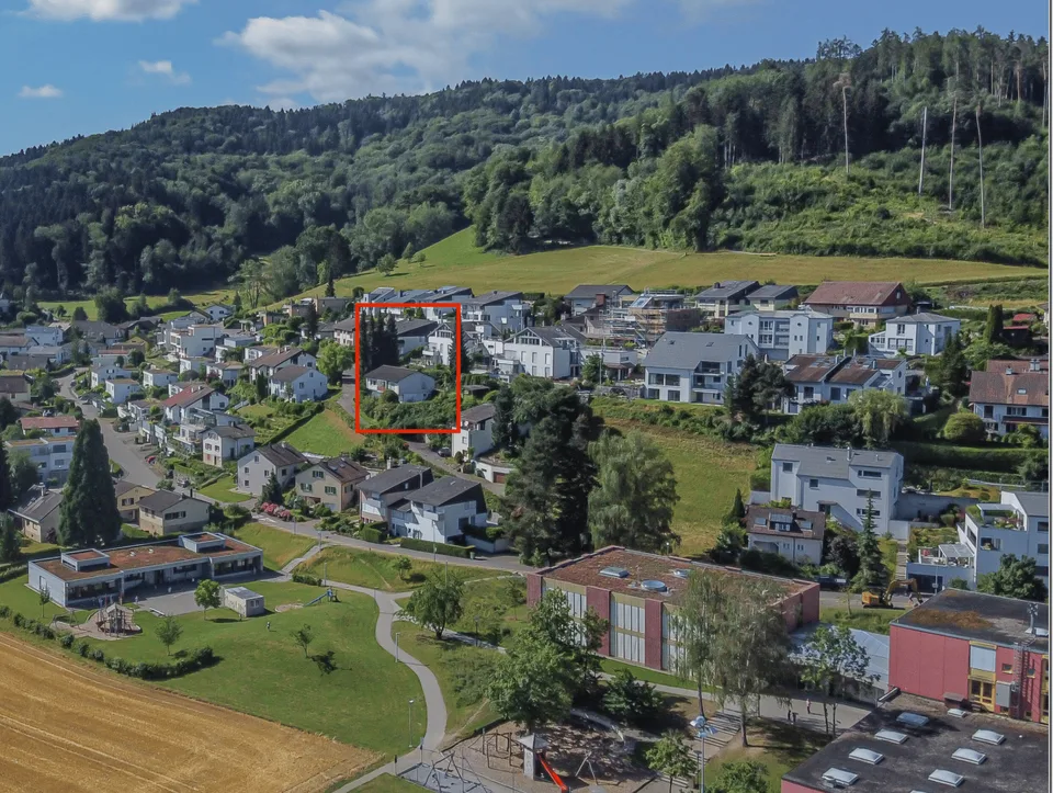 879m2 migliore vista con casa unifamiliare di 7,5 locali: 4,5 locali appartamento principale / appartamento accessorio di 3 locali separabile in modo flessibile