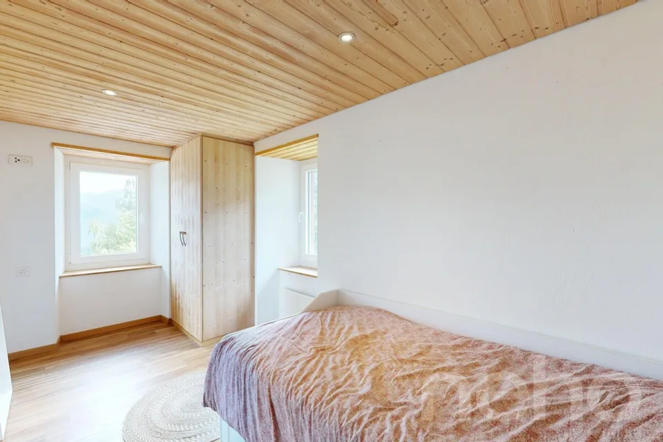 Salvan: Einzelhaus renoviert und mit Renditepotenzial – Foto 15 von 19