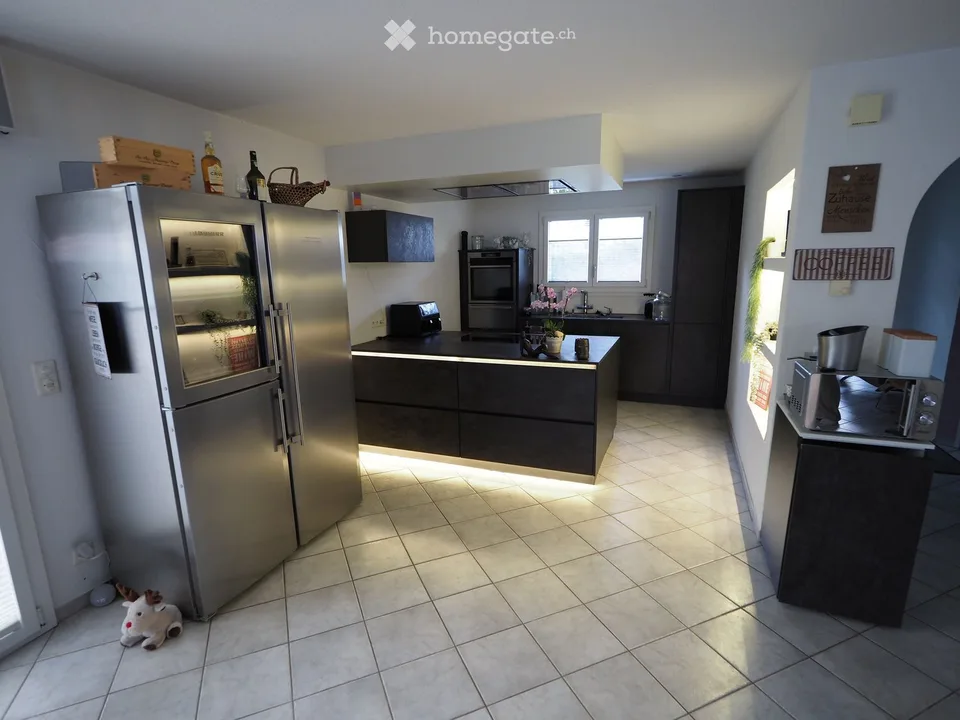 Oasi di benessere a Niederhasli - Casa a schiera di 5,5 locali – vivere con comfort e stile