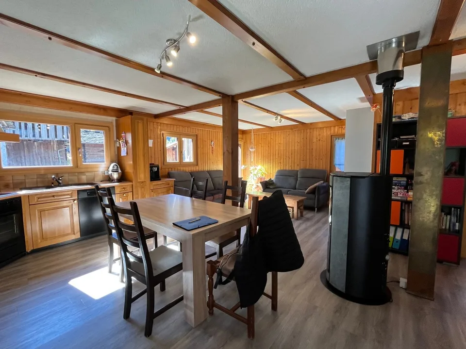 House 6.5 rooms - Lourtier - Main or secondary residence - Exclusivity