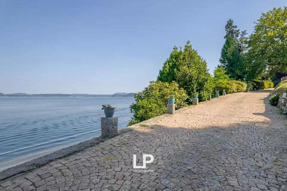 Belgirate – Importante villa sul lago – foto 20 di 30