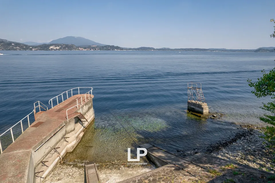 Belgirate – Importante villa sul lago – foto 15 di 30