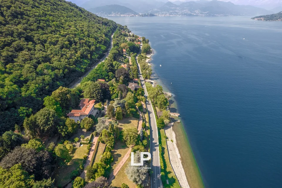 Belgirate – Importante villa sul lago – foto 8 di 30