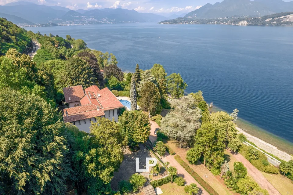 Belgirate – Wichtige Villa am See