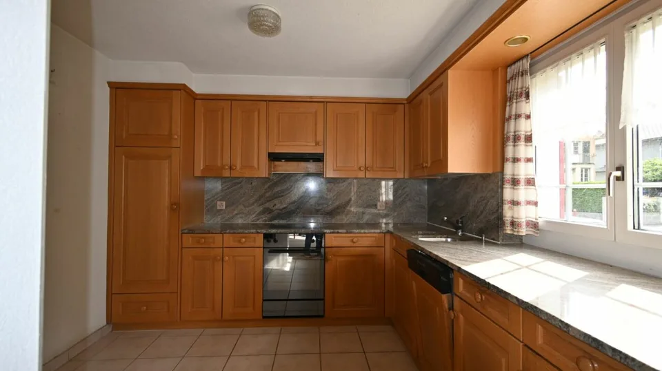 Detached 5.5-room single-family house with large garden and garage – photo 8 of 17