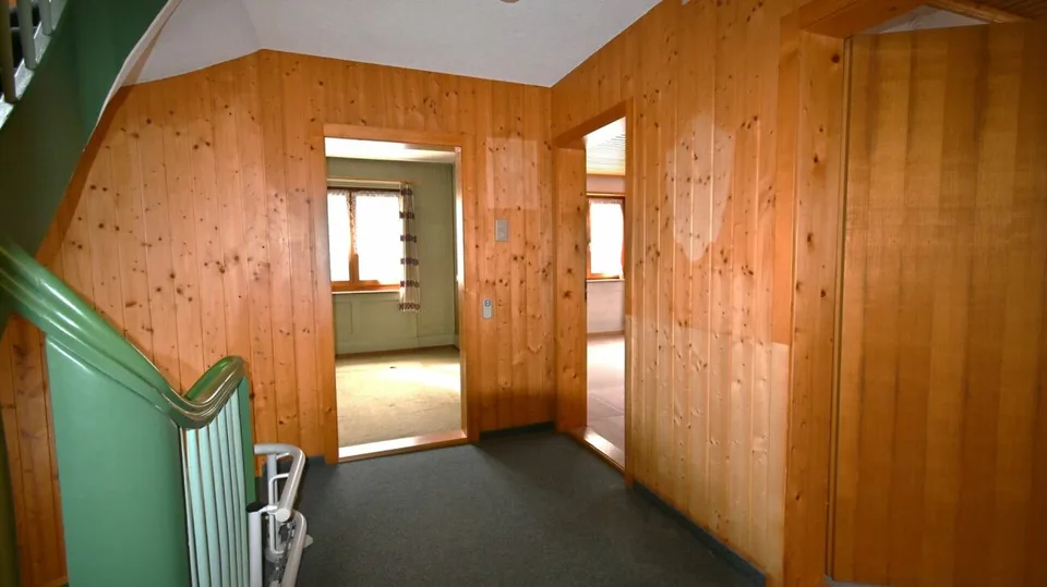Detached 5.5-room single-family house with large garden and garage – photo 12 of 17