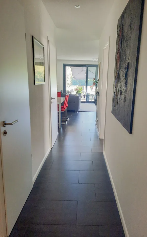 RISERVATO: Appartamento con usufrutto: Appartamento elegante con balcone, ascensore