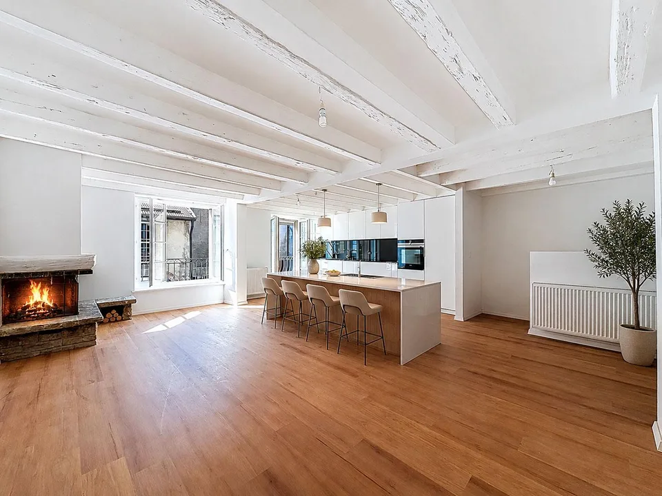 In esclusiva - Oltre 220 m² e grande potenziale nel cuore di Saint-Livres