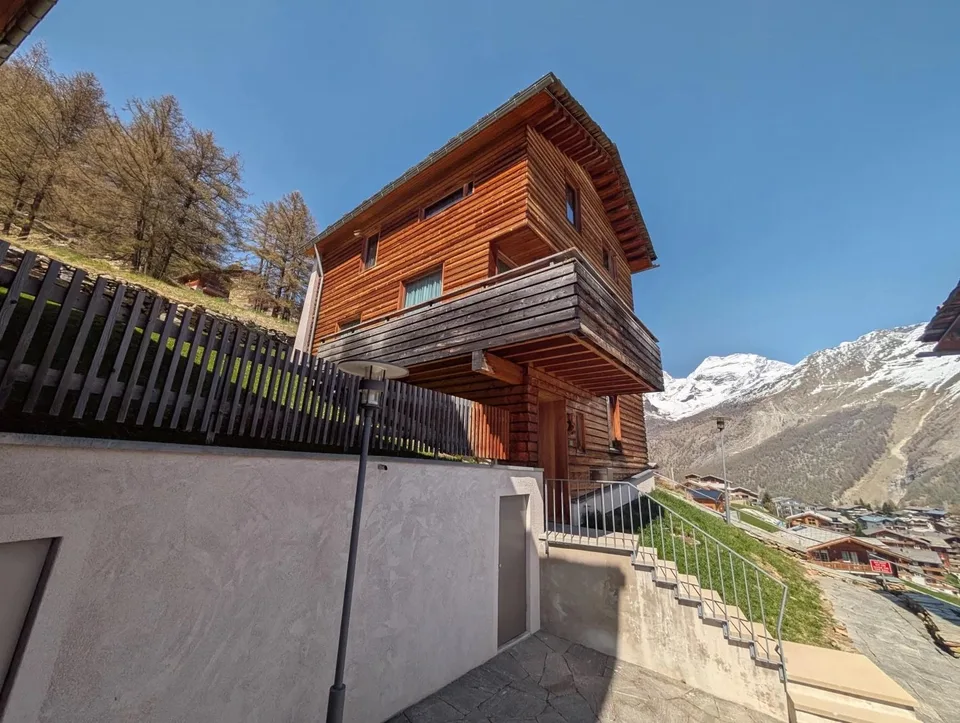 Chalet di lusso con vista panoramica su Saas-Fee – foto 16 di 16