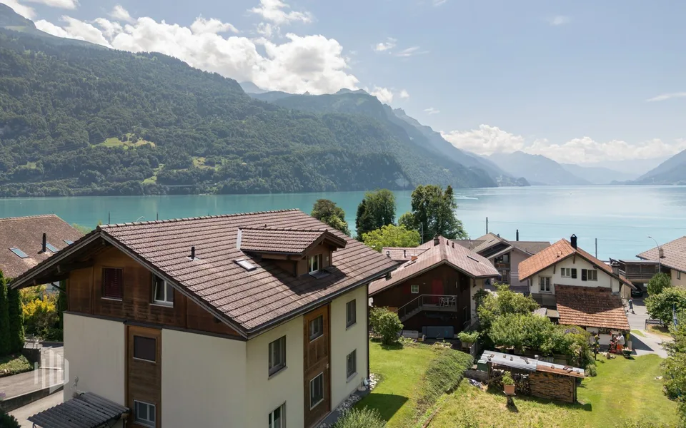 ImmoWyss - Wohnen über dem Brienzersee mit unverbaubarer Seesicht – Foto 11 von 12