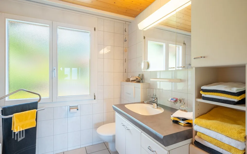 ImmoWyss - Wohnen über dem Brienzersee mit unverbaubarer Seesicht – Foto 9 von 12