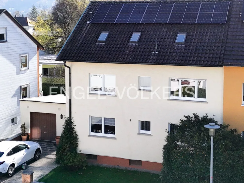 Vielseitiges Mehrfamilienhaus in sehr guter Lage