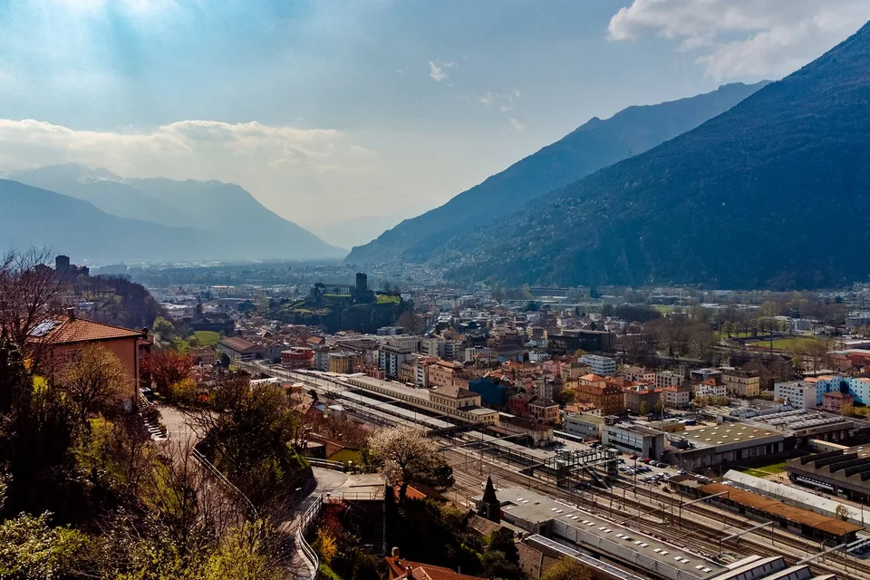 La Base Ideale per il Tuo Progetto: Terreno Edificabile in Vendita