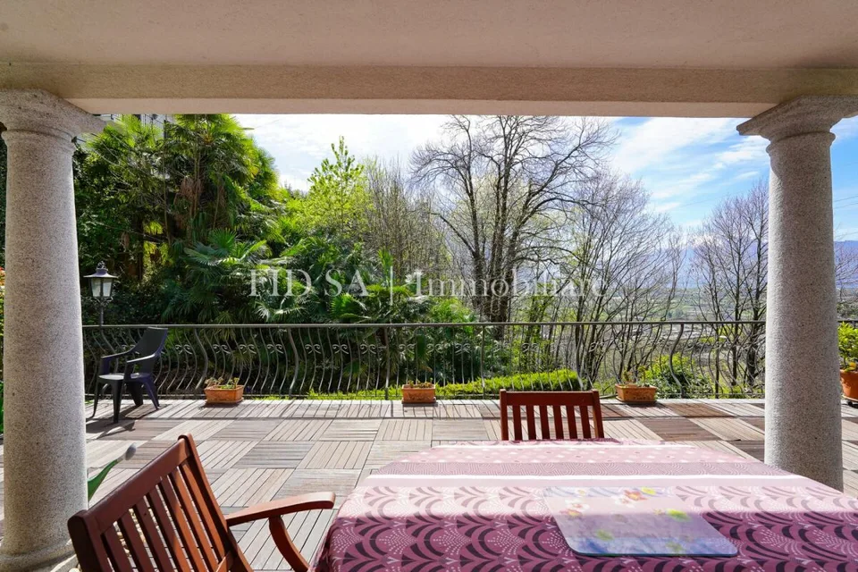 Casa indipendente in splendida posizione collinare - natura, sole e privacy