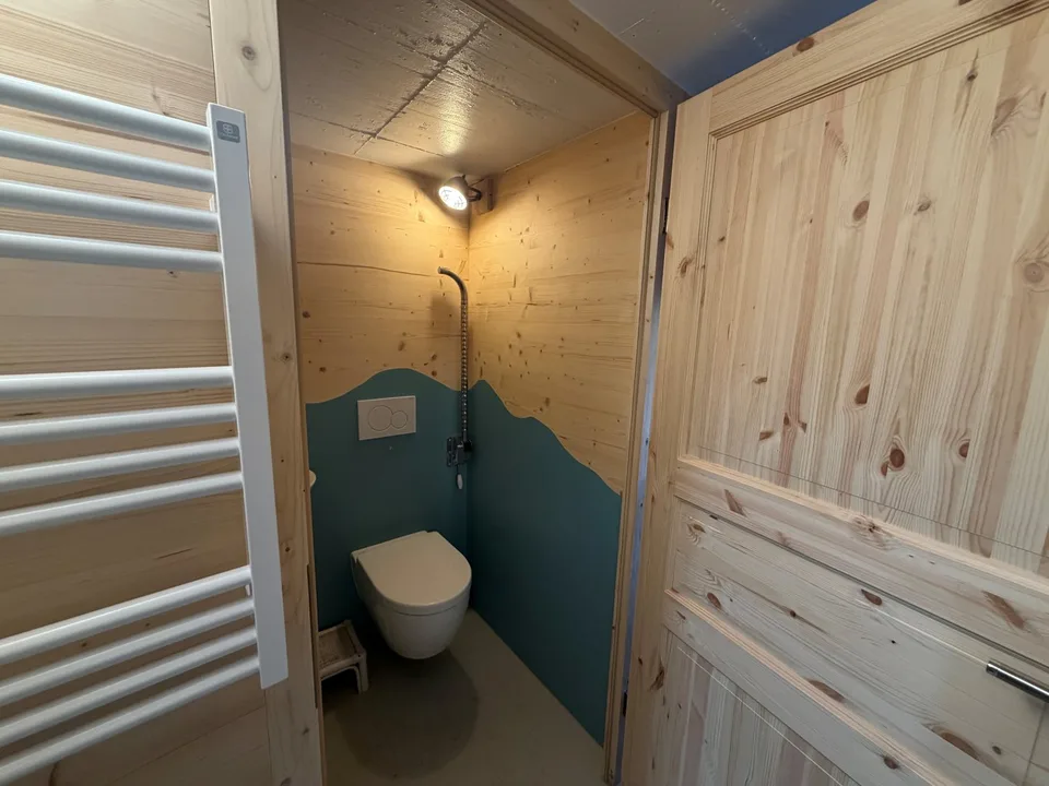 Selten zur Verkauf stehendes – Handwerkliches Gebäude mit Potenzial zur Loft-Umgestaltung – Foto 12 von 15
