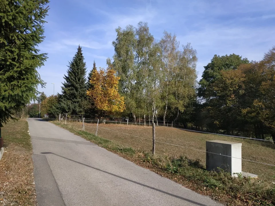 Bauland in idyllischer Umgebung zu verkaufen – foto 6 di 9