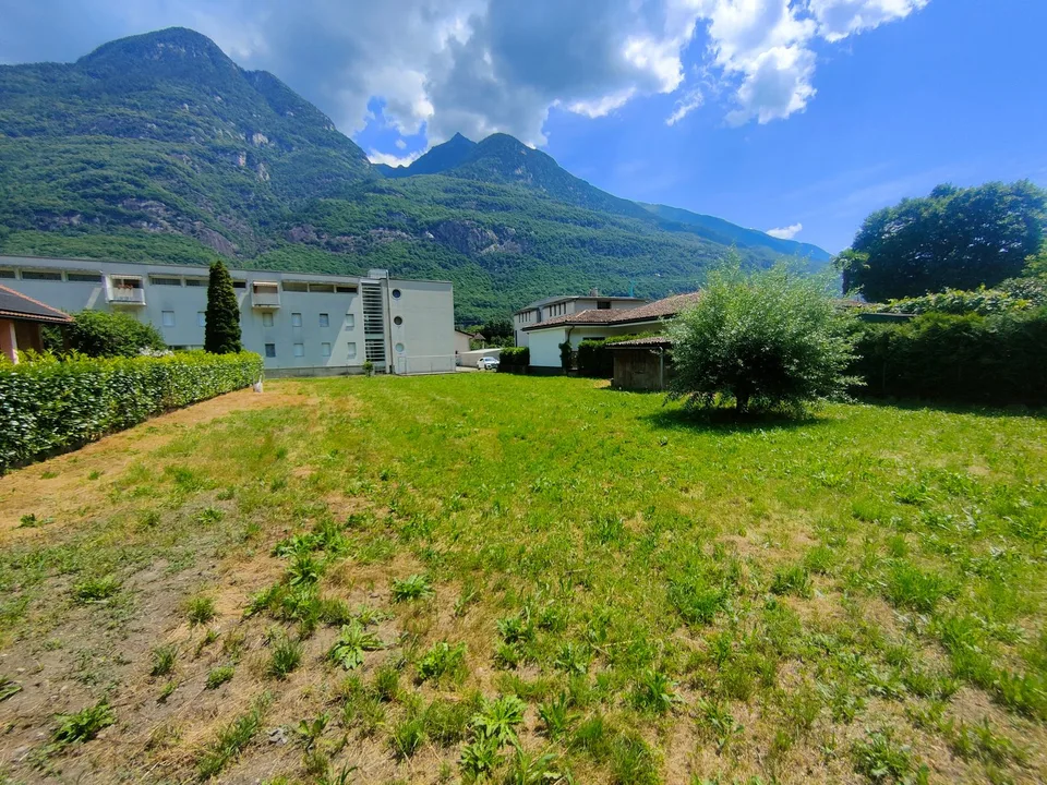 Buildable land in Lodrino
