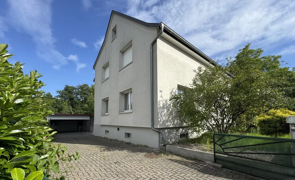 Spacieuse maison familiale de 153 m² sur un terrain de 10,81 ares, aux portes de la Suisse