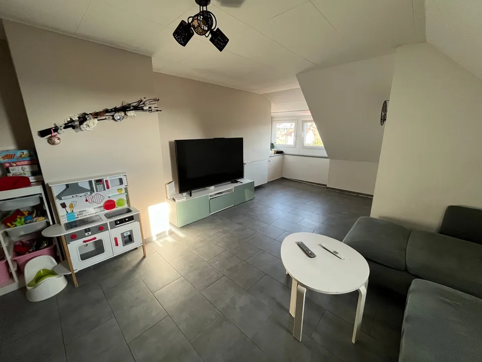 MOLTO BEL DUPLEX CON GRANDE GIARDINO PRIVATO