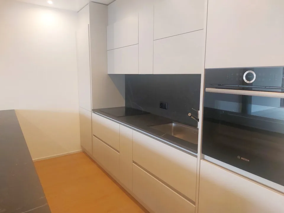Montagnola: Appartement de luxe avec vue panoramique et jardin privé – photo 8 sur 12