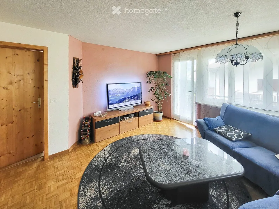 Helle 4½-Zimmer-Wohnung mit fantastischer Bergsicht