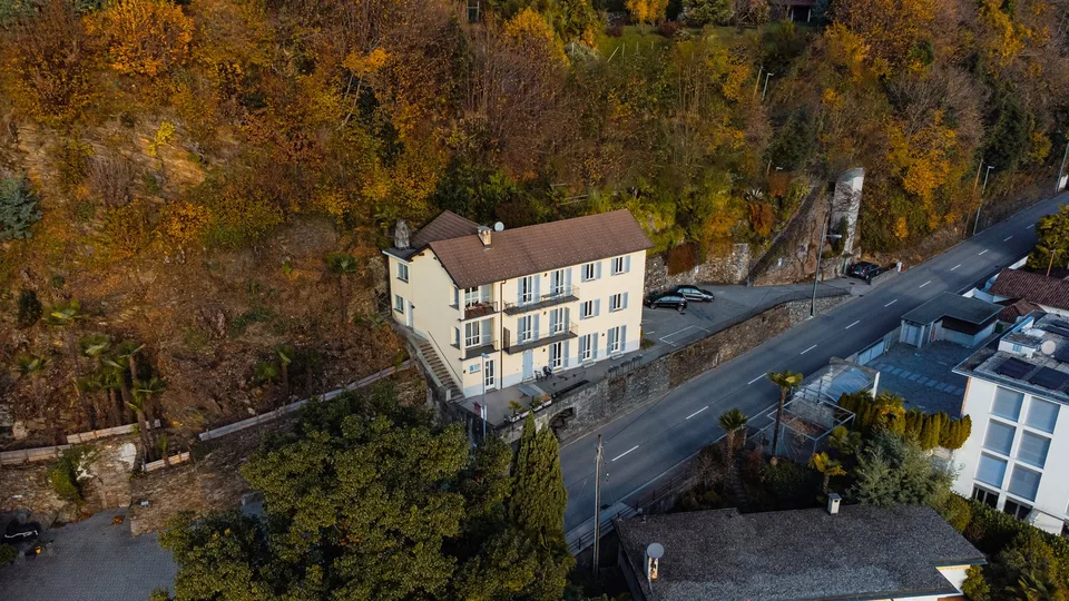 Proprietà con 6 appartamenti e splendida vista sul Lago Maggiore