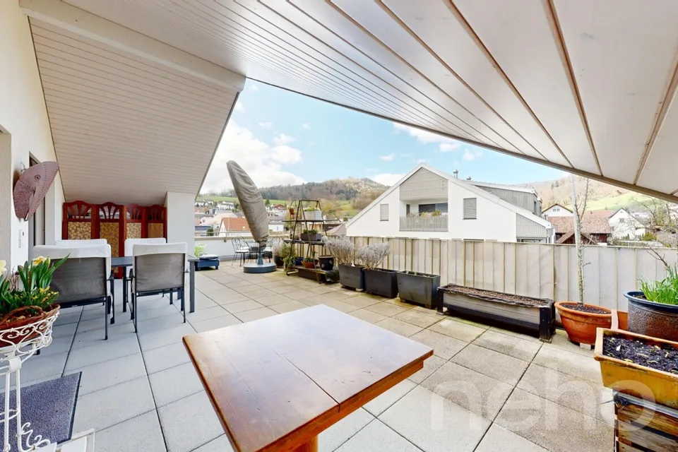 Exclusive 5.5-room attic apartment 171 m2, terrace 50 m2 and Klafs sauna – photo 17 of 19