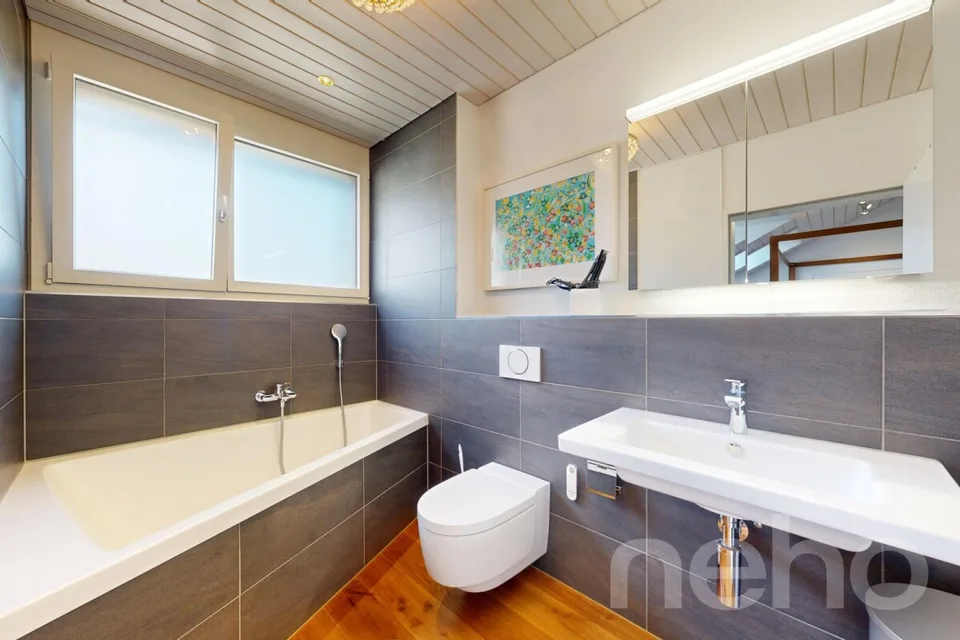Exclusive 5.5-room attic apartment 171 m2, terrace 50 m2 and Klafs sauna – photo 16 of 19