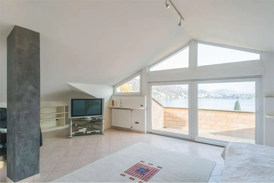 Ampia villa di lusso in posizione tranquilla e soleggiata con splendid – foto 12 di 13