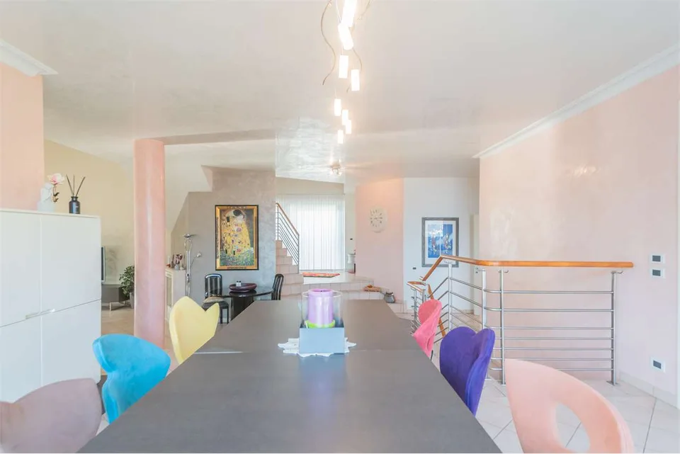 Ampia villa di lusso in posizione tranquilla e soleggiata con splendid – foto 9 di 13