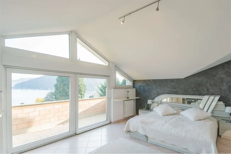Ampia villa di lusso in posizione tranquilla e soleggiata con splendid – foto 13 di 13