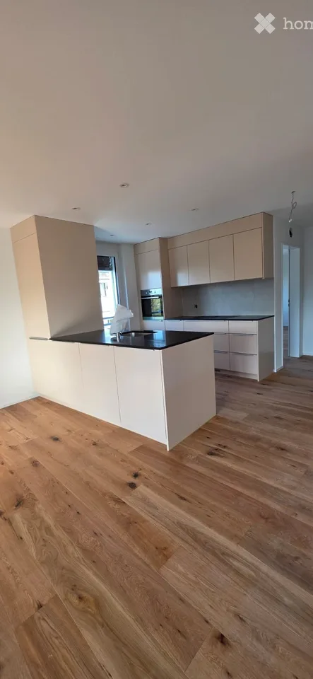 Neubau-Erstbezug | Exklusive 4.5-Zimmer-Wohnung mit Kücheninsel & Balkon | Kreuzlingen