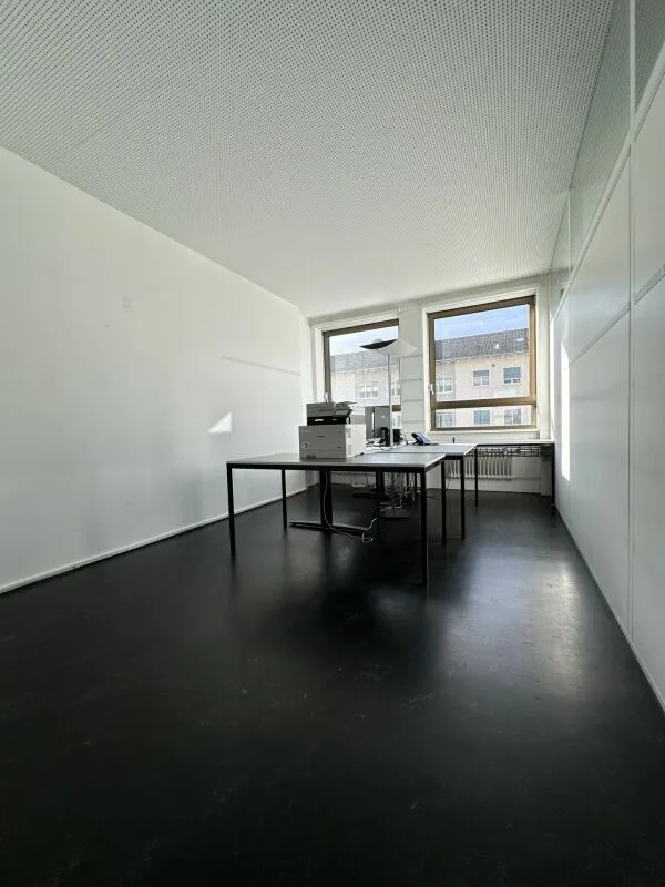318 m2 Büro in Albisrieden mieten