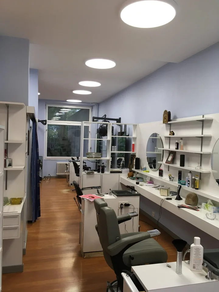Office space or hair salon for rent from 2026