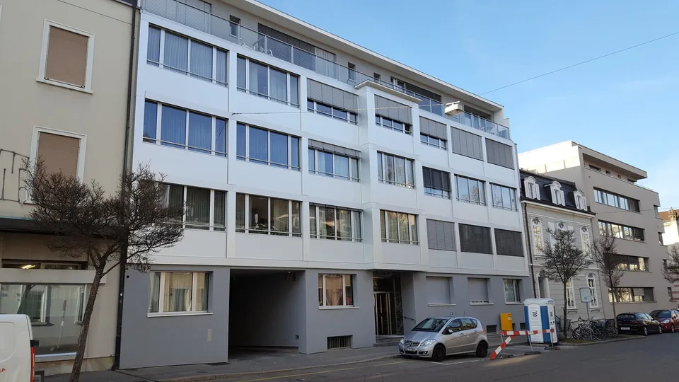 Business Apartment quiet & central with magnificent panoramic view!